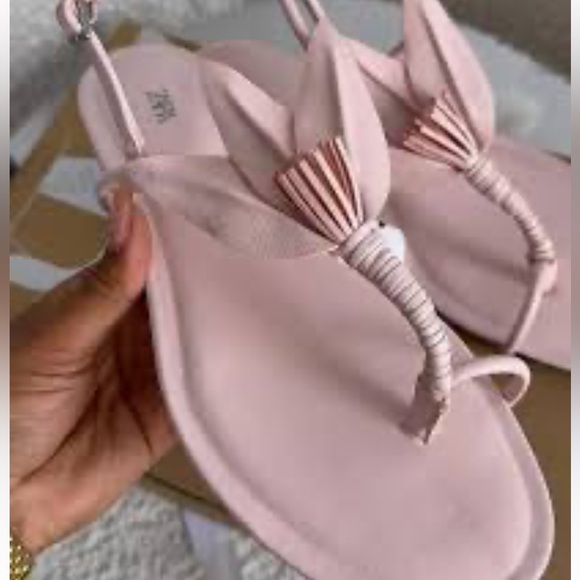 Zara Flat thong sandals with flower embellishment pink - Picture 2 of 15